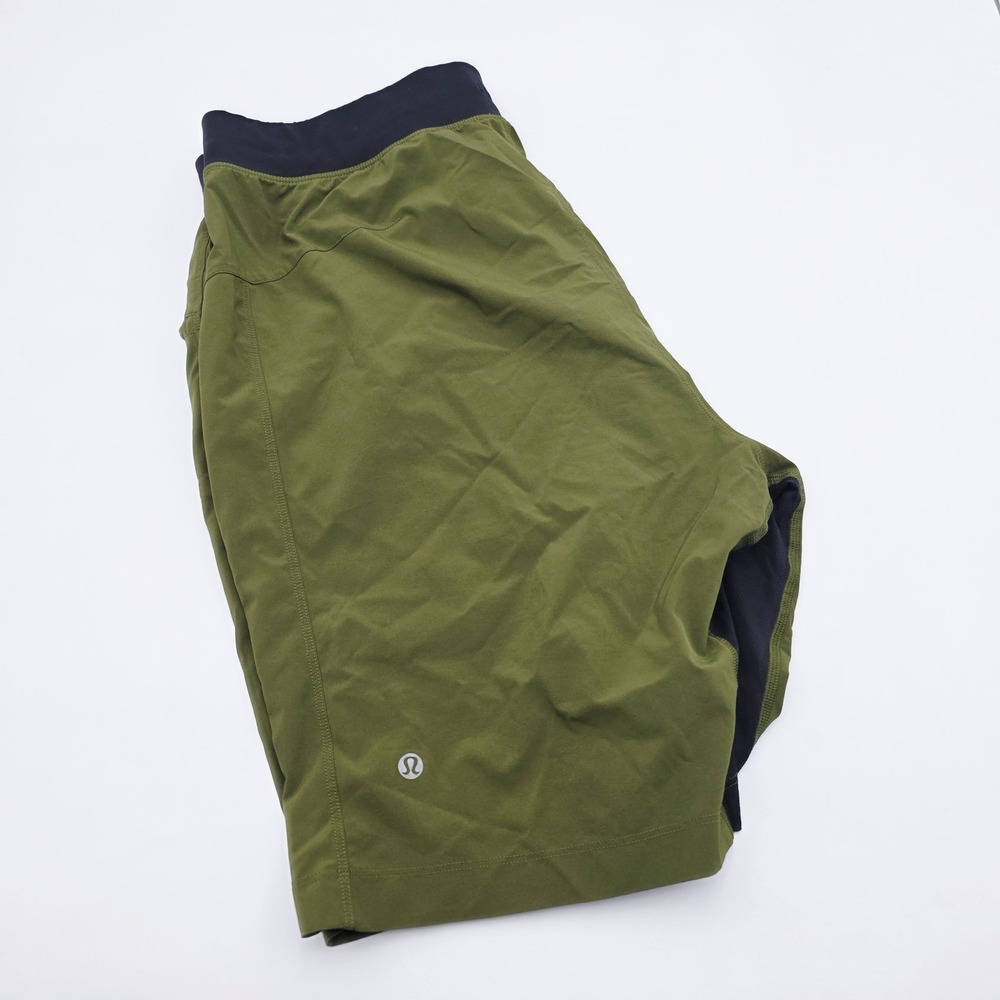 Lululemon Shorts Mens Large Green Athletic Sweat Logo Gym Adult